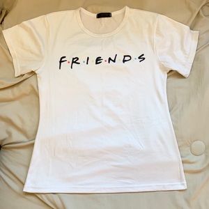 F R I E N D S tee